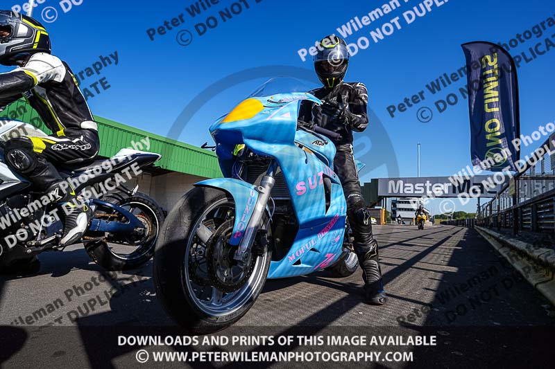 enduro digital images;event digital images;eventdigitalimages;mallory park;mallory park photographs;mallory park trackday;mallory park trackday photographs;no limits trackdays;peter wileman photography;racing digital images;trackday digital images;trackday photos